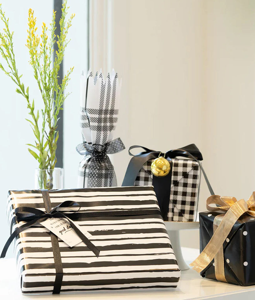 BLACK AND WHITE LINES- GIFT WRAPPING PAPER