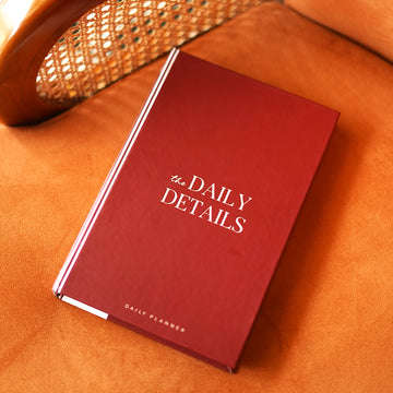 THE DAILY DETAILS - Undated Daily Planner