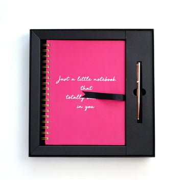 JUST A LITTLE NOTEBOOK THAT TOTALLY BELIEVES IN YOU (PINK) - GIFT SET