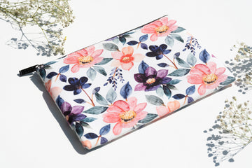 LIGHT FLORAL- POUCH