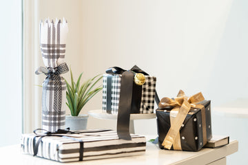 BLACK AND WHITE CHECKS- GIFT WRAPPING PAPER